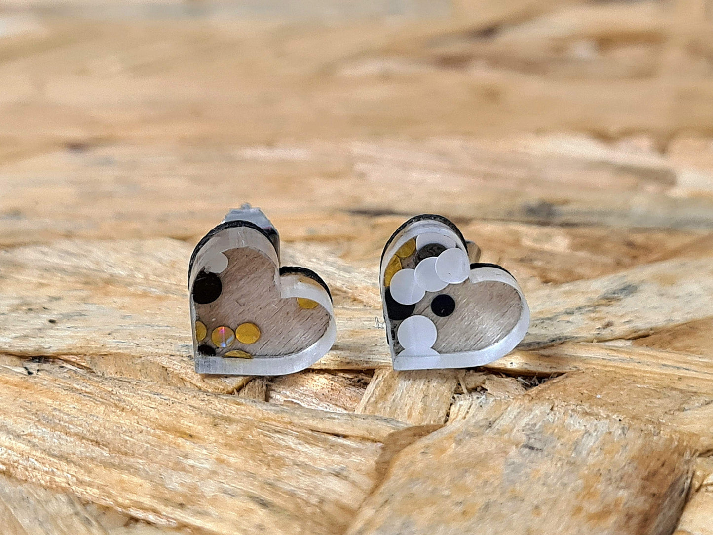 Fleck! 8mm Heart Studs