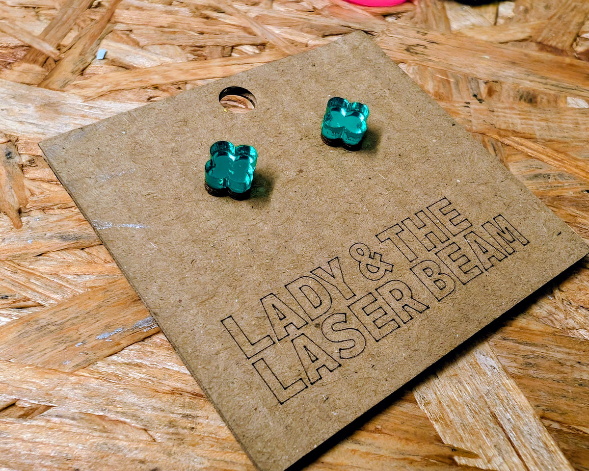 Clover studs